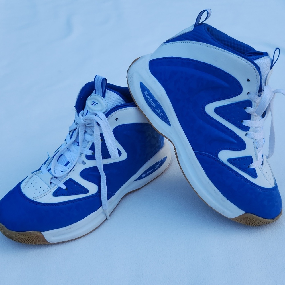 Reebok Galaxy1 Blue White Patent Leather Basketball Shoes Youth Size 5